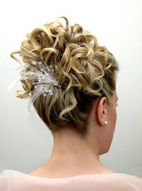 chignon-fris-mariage-35-14 Chignon frisé mariage