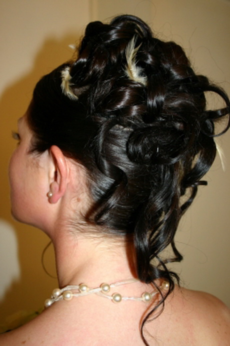 chignon-fris-mariage-35-18 Chignon frisé mariage