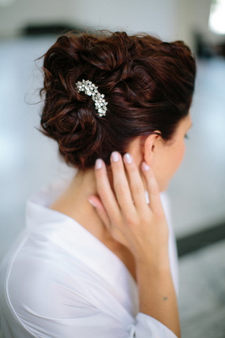 chignon-haut-pour-mariage-marie-30-4 Chignon haut pour mariage mariée