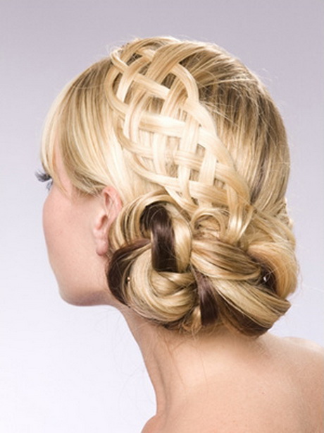 coiffure-chignon-cheveux-court-45-11 Coiffure chignon cheveux court