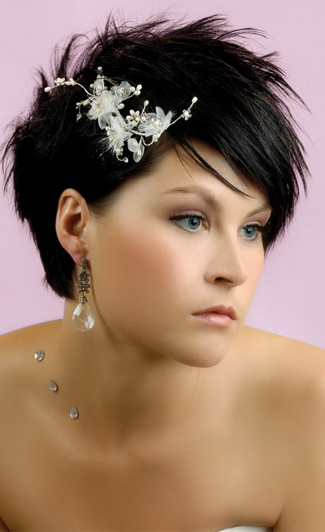 coiffure-courte-mariage-marie-48-2 Coiffure courte mariage mariée