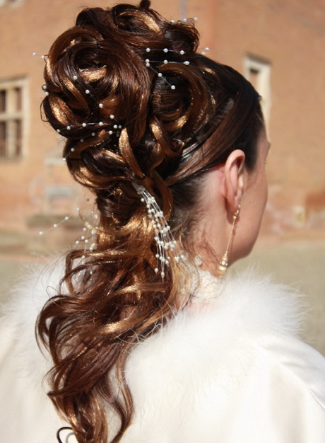 coiffure-de-marie-cheveux-mi-long-31-13 Coiffure de mariée cheveux mi long