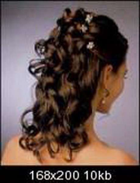 coiffure-mariage-cheveux-frises-05-17 Coiffure mariage cheveux frises
