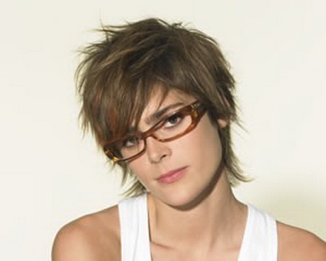 coupe-cheveux-courtes-femme-80-7 Coupe cheveux courtes femme