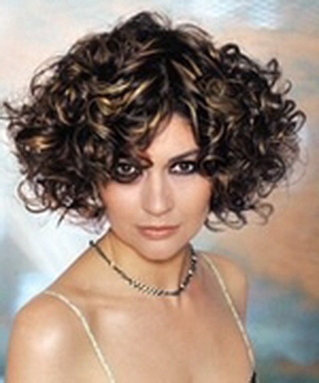 coupe-cheveux-friss-femme-37-5 Coupe cheveux frisés femme