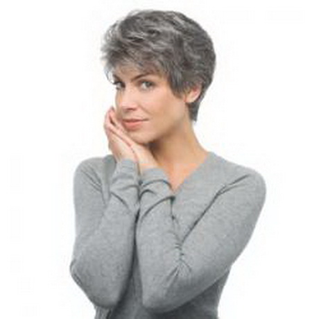 coupe-cheveux-gris-femme-32-5 Coupe cheveux gris femme