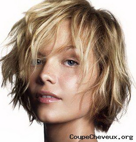 coupe-cheveux-mi-court-femme-04-17 Coupe cheveux mi court femme