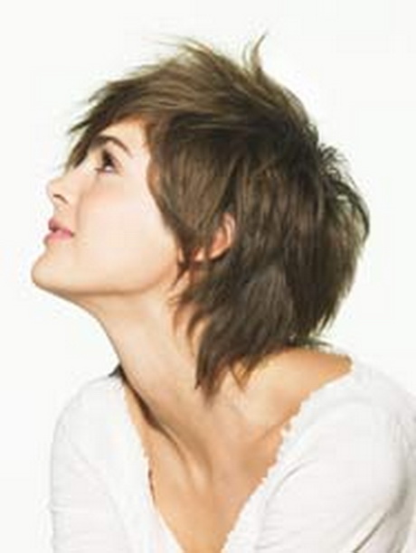 coupe-de-cheveux-courte-et-feminine-29-15 Coupe de cheveux courte et feminine