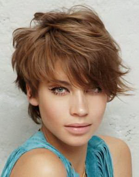 coupe-de-cheveux-femme-moderne-19-14 Coupe de cheveux femme moderne