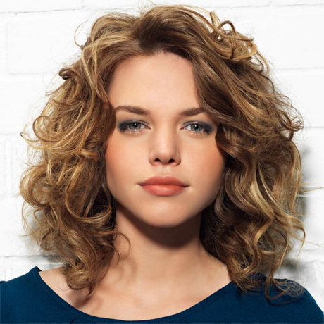 exemple-de-coupe-de-cheveux-pour-visage-rond-22-15 Exemple de coupe de cheveux pour visage rond