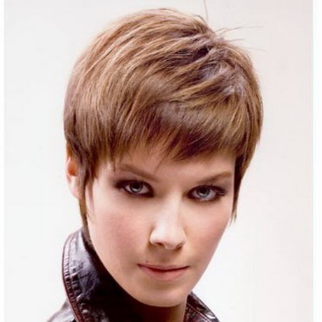 ide-coupe-de-cheveux-court-femme-70-8 Idée coupe de cheveux court femme