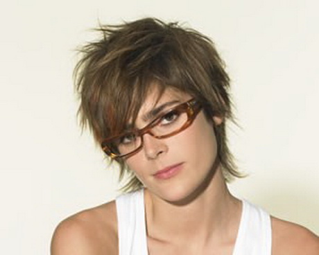 image-coupe-cheveux-courts-femme-12-4 Image coupe cheveux courts femme