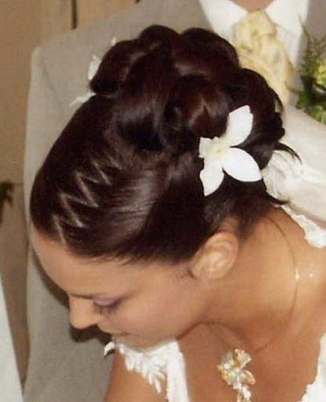 les-plus-beaux-chignons-de-mariage-67-12 Les plus beaux chignons de mariage