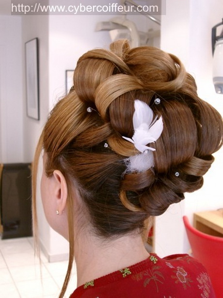 modele-chignon-marie-44-6 Modele chignon mariée