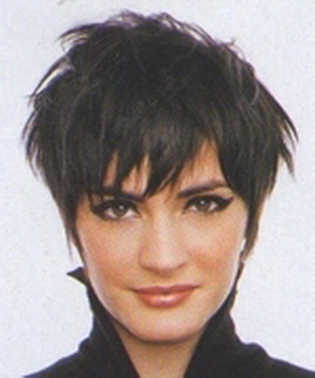 modles-de-coupes-de-cheveux-courtes-03-18 Modèles de coupes de cheveux courtes