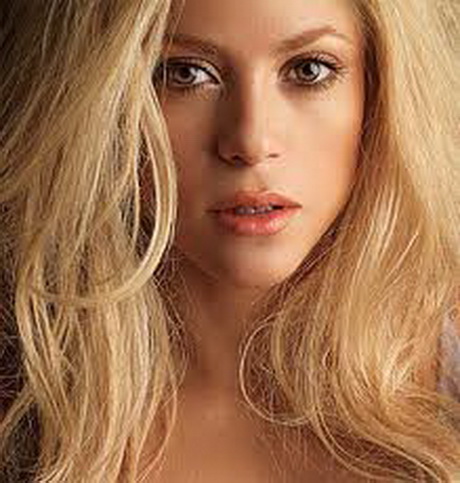 shakira-cheveux-courts-08-11 Shakira cheveux courts