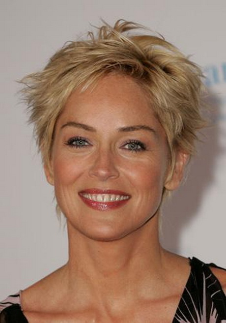 sharon-stone-cheveux-courts-73 Sharon stone cheveux courts