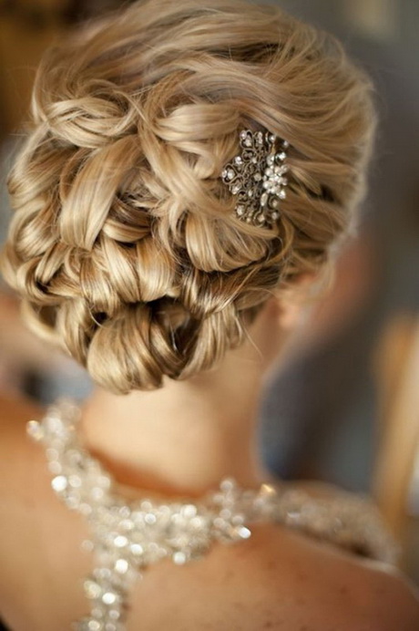 chignon-boucl-mariage-27 Chignon bouclé mariage