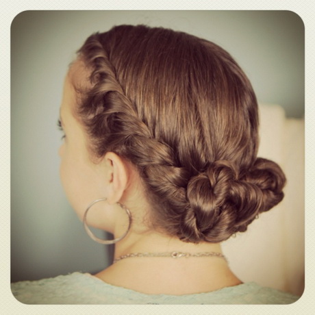 coiffure-chignon-enfant-82_14 Coiffure chignon enfant