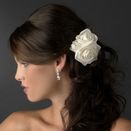 coiffure-mariage-avec-accessoire-97_19 Coiffure mariage avec accessoire