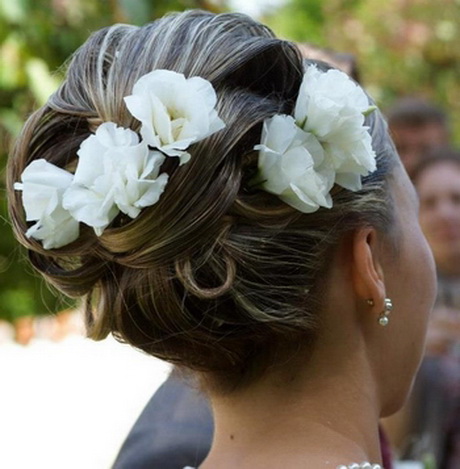 coiffure-mariage-avec-fleurs-19_2 Coiffure mariage avec fleurs