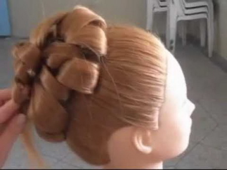 comme-faire-un-chignon-65_8 Comme faire un chignon