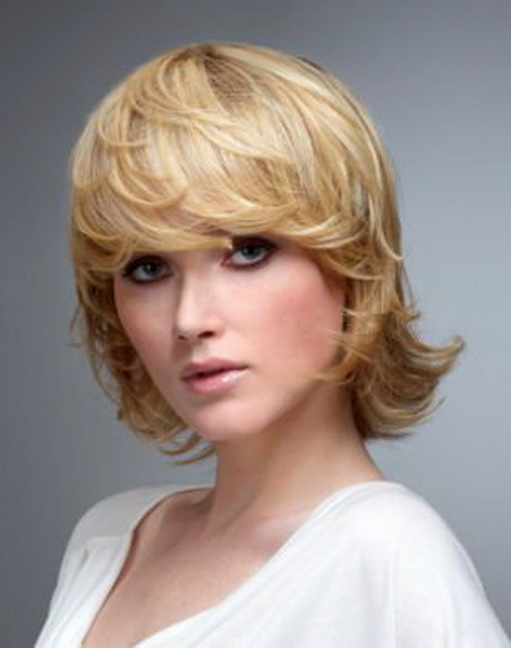 modele-coiffure-femme-carre-degrade-65_4 Modele coiffure femme carre degrade