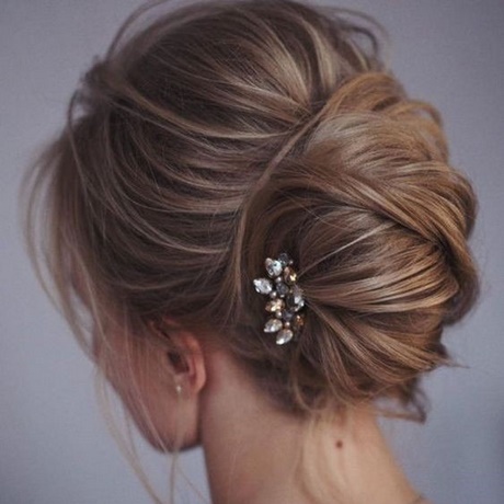 chignon-tendance-2018-20_15 Chignon tendance 2018