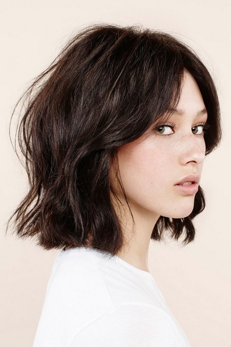 Idée Tendance Coupe Coiffure Femme 2017/ 2018 Carré mi,long dégradé.