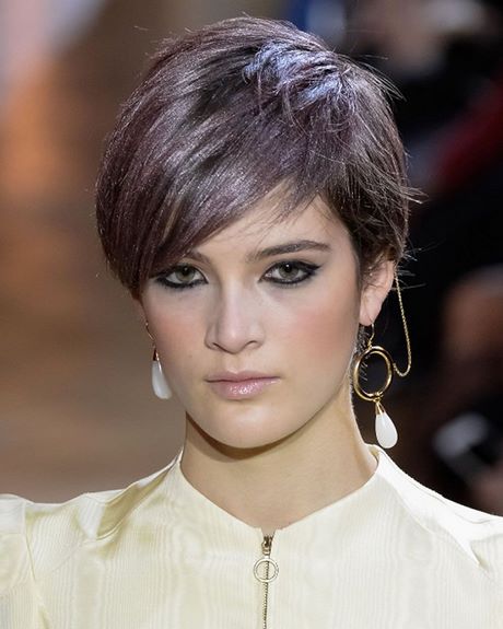 coupe-de-cheveux-courte-tendance-2019-52 Coupe de cheveux courte tendance 2019