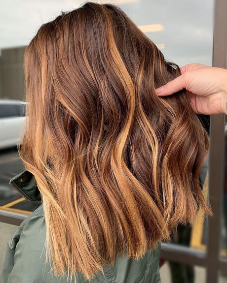couleurs-cheveux-2023-89_2 Couleurs cheveux 2023