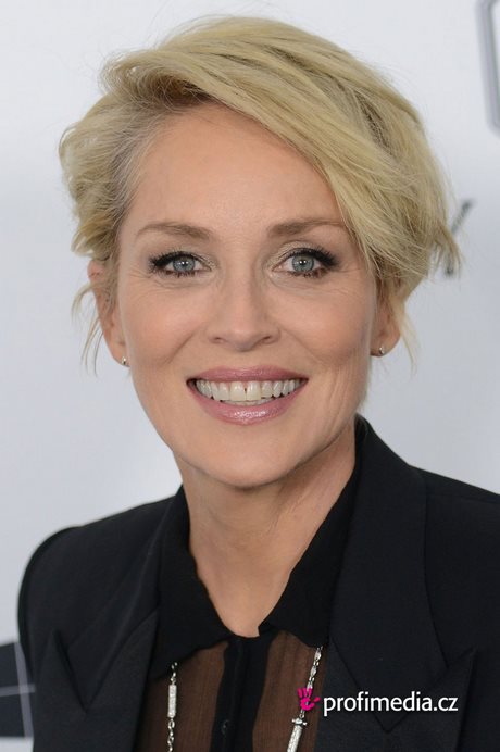 coupe-cheveux-sharon-stone-2023-01_12 Coupe cheveux sharon stone 2023