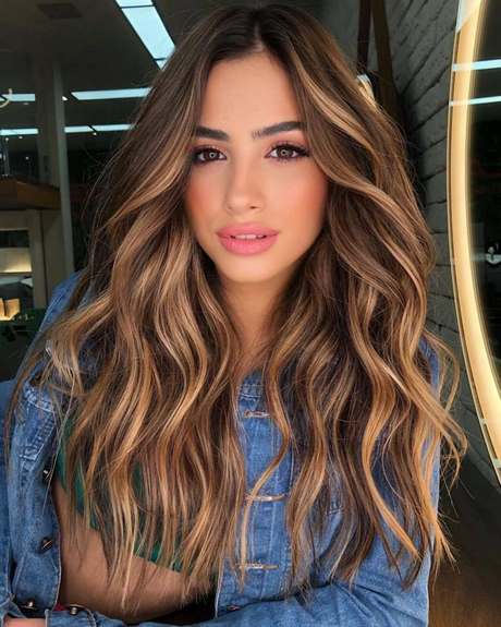 tendance-coiffure-couleur-2023-39_9 Tendance coiffure couleur 2023