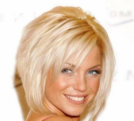coupe-de-cheveux-carr-plongeant-dgrad-avec-frange-26 Coupe de cheveux carré plongeant dégradé avec frange