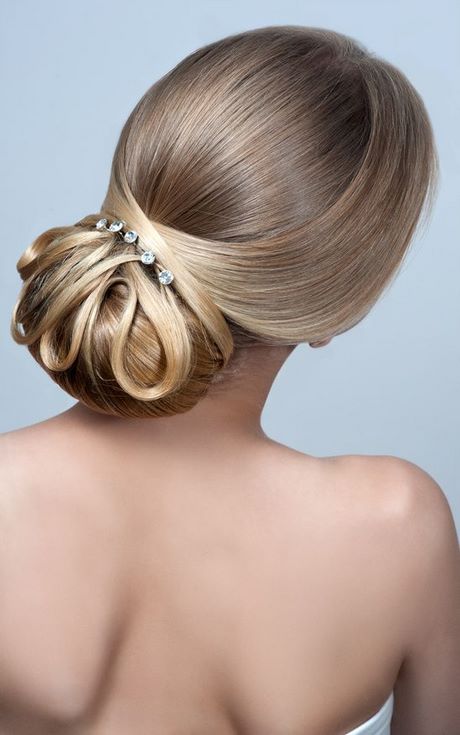 coiffure-2019-chignon-39_18 Coiffure 2019 chignon