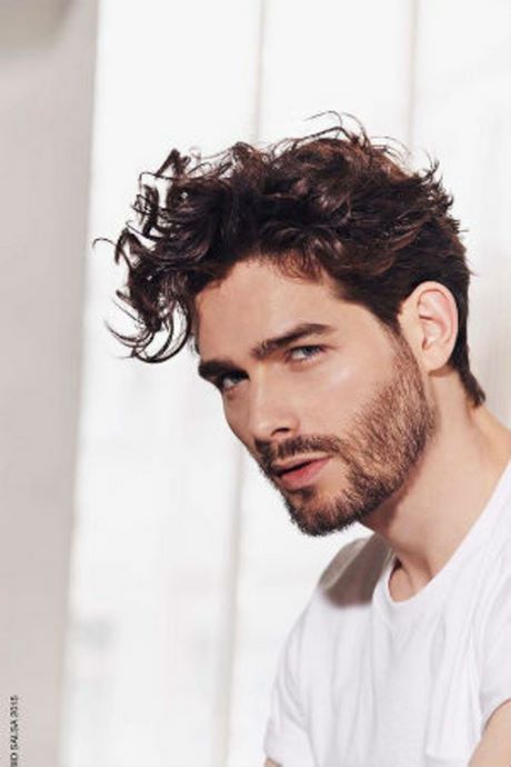 coupe-de-cheveux-court-homme-tendance-2019-66_20 Coupe de cheveux court homme tendance 2019