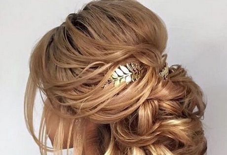 chignon-femme-2018-49_13 Chignon femme 2018