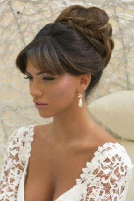 chignon-haut-mariage-2018-31_19 Chignon haut mariage 2018