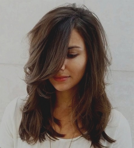 coiffure-2018-mi-long-femme-36_20 Coiffure 2018 mi long femme