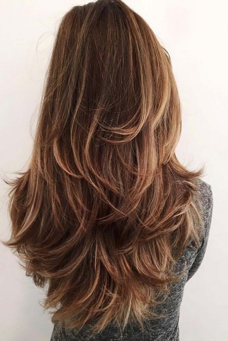 coiffure-cheveux-long-2018-femme-09_18 Coiffure cheveux long 2018 femme