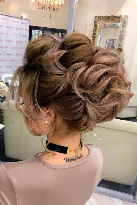 coiffure-mariage-chignon-2018-92_3 Coiffure mariage chignon 2018