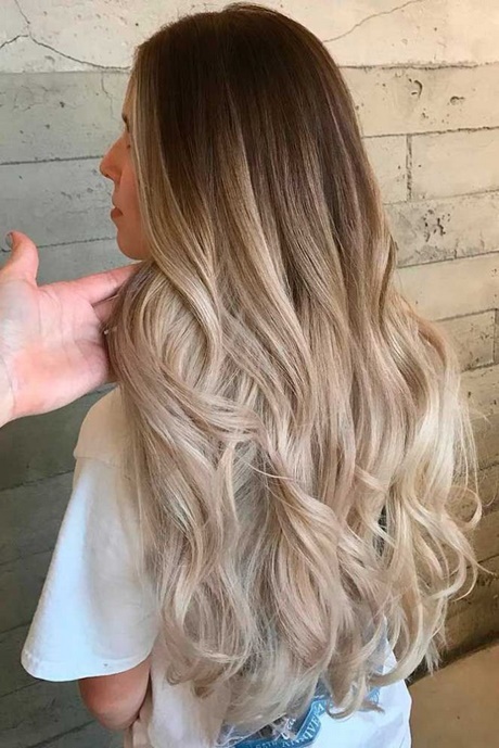 couleur-cheveux-long-2018-74_12 Couleur cheveux long 2018