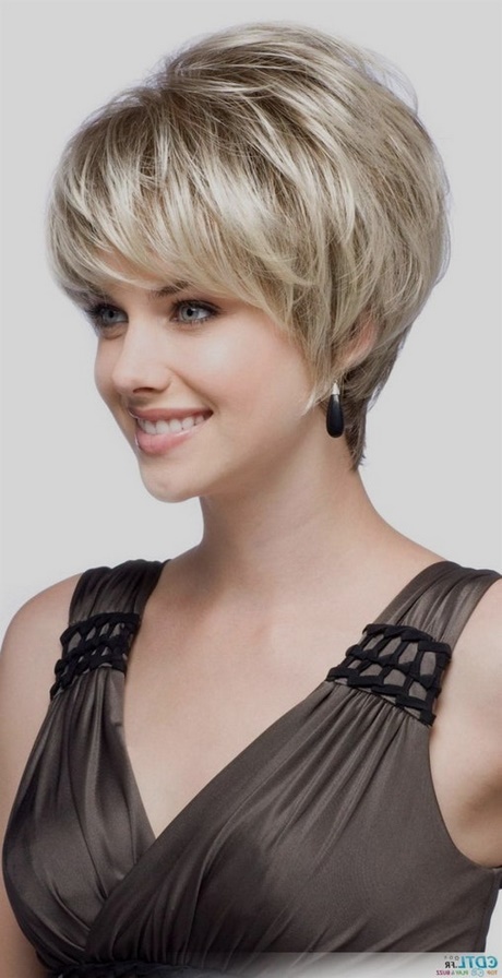 coupe-de-cheveux-court-2018-pour-femme-73_17 Coupe de cheveux court 2018 pour femme