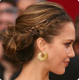 chignon-modeles-coiffure-83_5 Chignon modeles coiffure