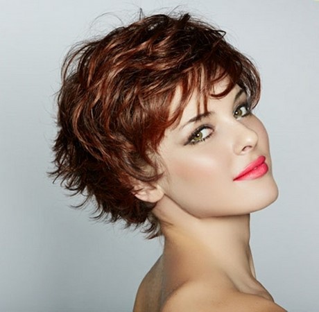 coupe-courte-pour-cheveux-friss-femme-37_3 Coupe courte pour cheveux frisés femme