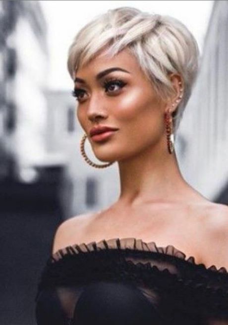 coiffure-courte-tendance-2019-femme-04_19 Coiffure courte tendance 2019 femme