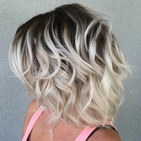 coiffure-tendance-2019-femme-cheveux-mi-long-35_16 Coiffure tendance 2019 femme cheveux mi long