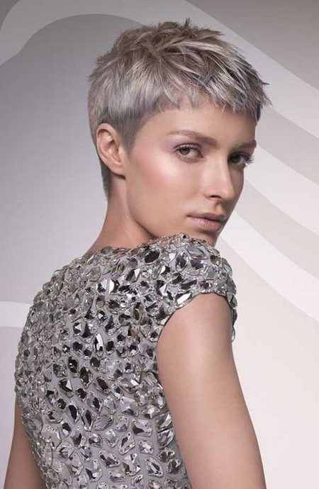 coupe-de-cheveux-courts-femme-2021-05_2 Coupe de cheveux courts femme 2021