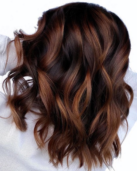 couleur-cheveux-tendance-2022-89_15 Couleur cheveux tendance 2022