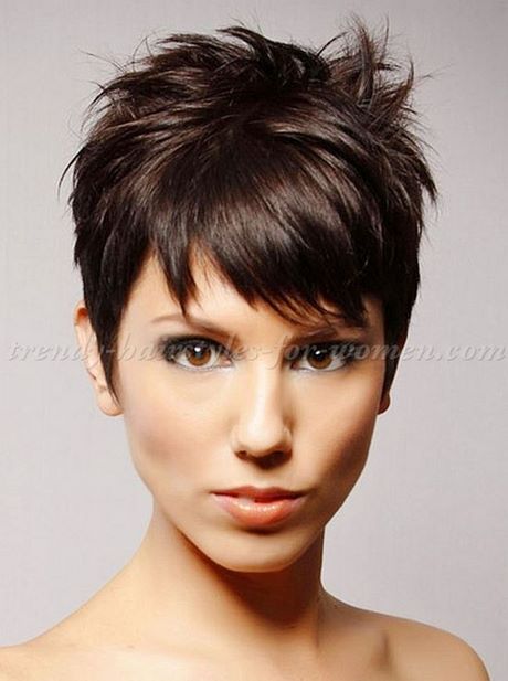 coupe-cheveux-courte-femme-2022-33_4 Coupe cheveux courte femme 2022